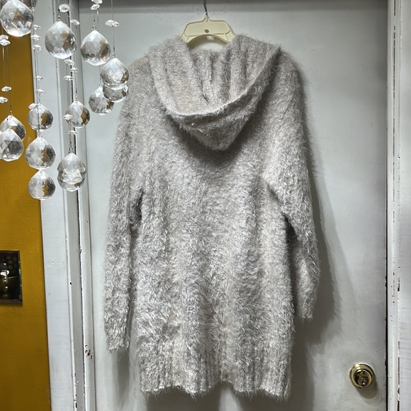 Express sweater - Picture 4 of 4